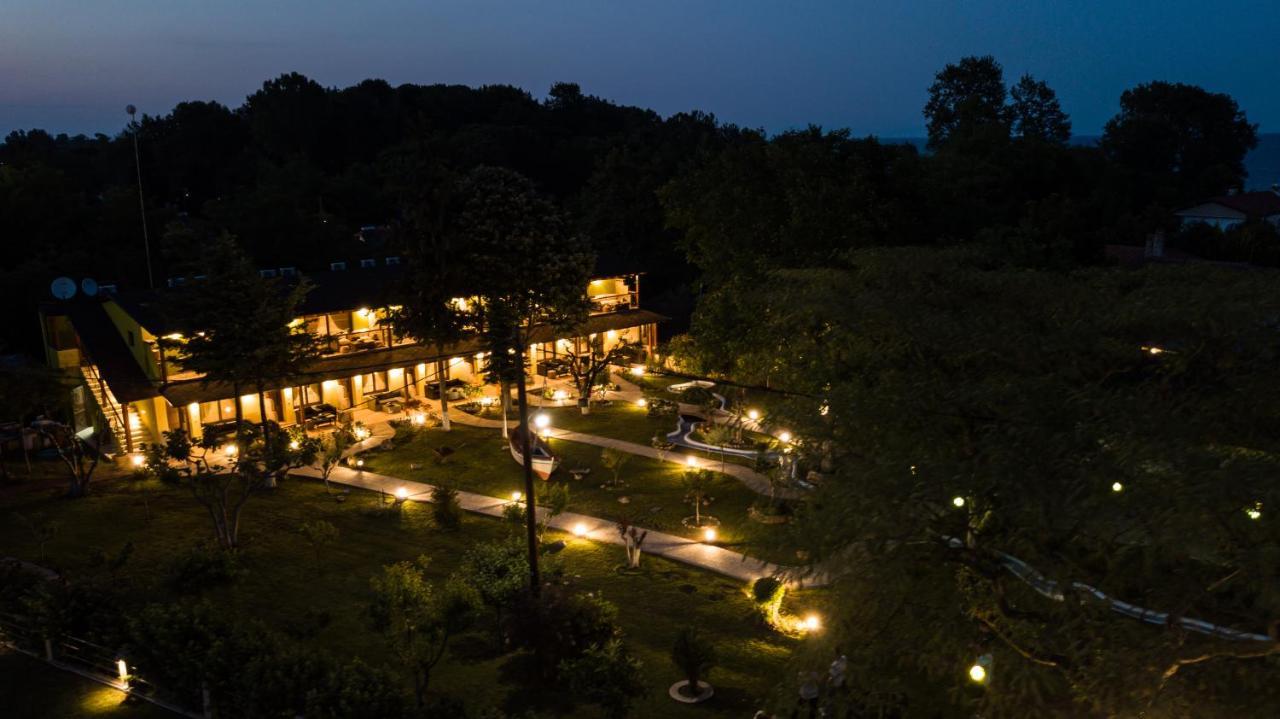 Simi Luxury Suites 플라카 리토코로우 외부 사진