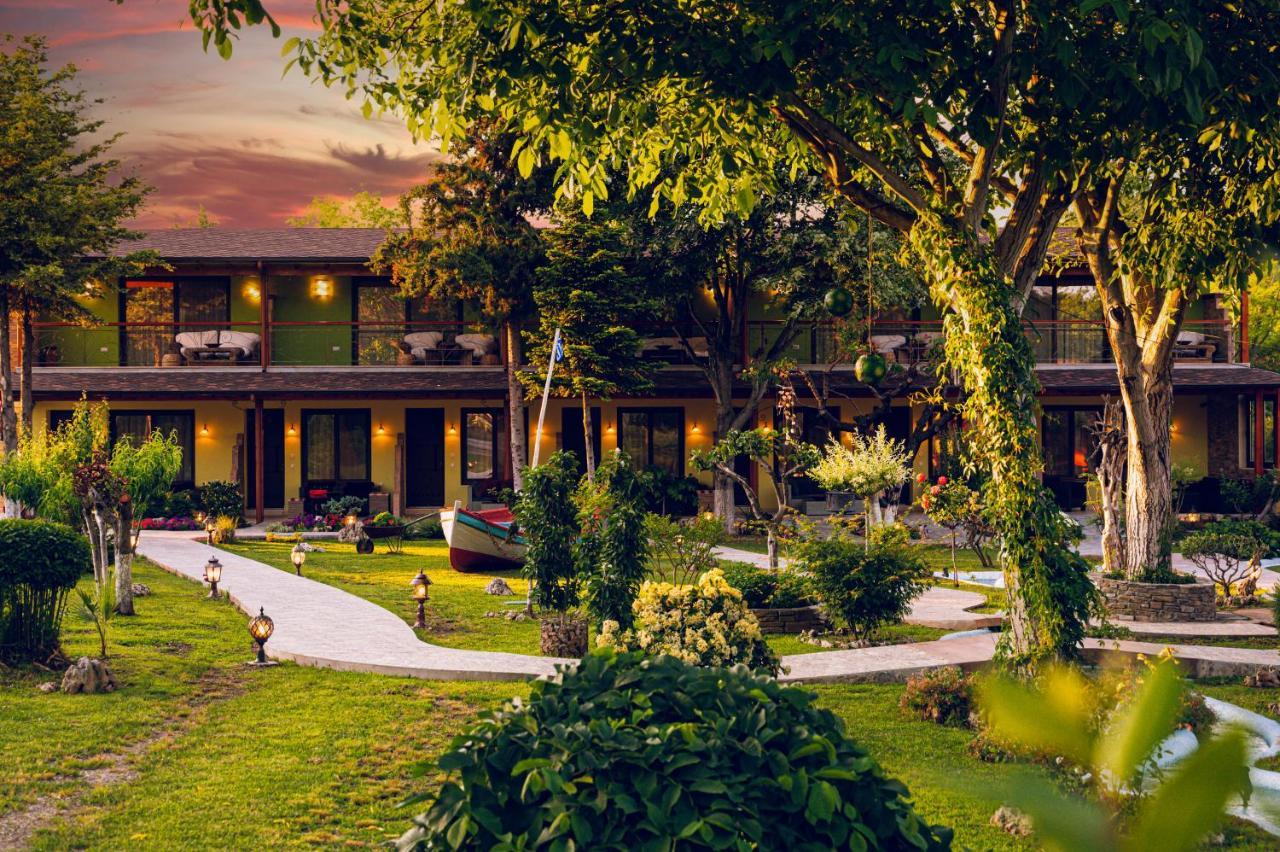 Simi Luxury Suites 플라카 리토코로우 외부 사진